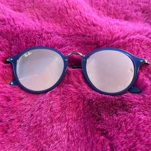 Blue framed ray-bans pink lenses